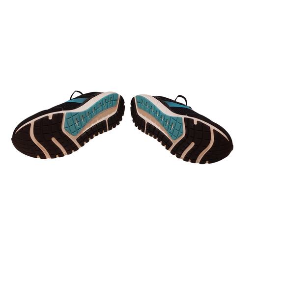 brooks - Picture 4 of 5